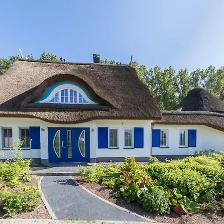 Ferienhaus Merle Holiday home *